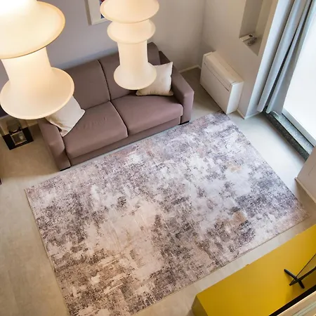 Bezzecca 9 - Design Loft Steps From The Appartement *
