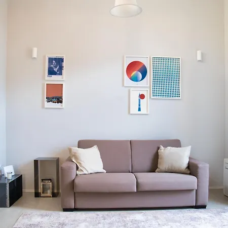 Appartement Bezzecca 9 - Design Loft Steps From The