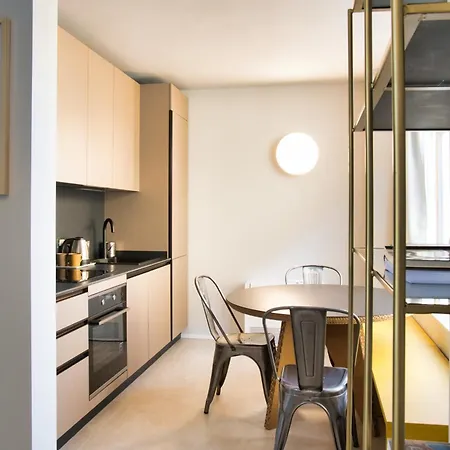 Bezzecca 9 - Design Loft Steps From The Appartement Lecco